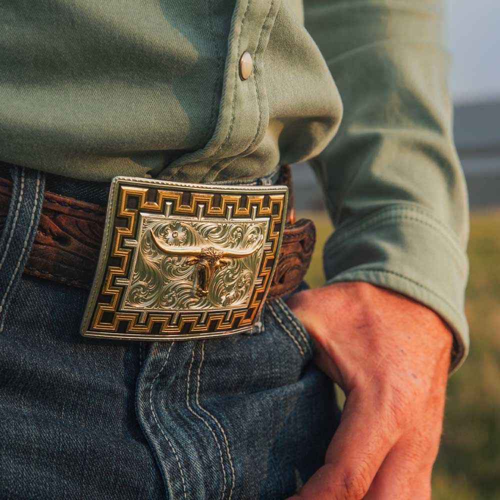 Honor and Grit Buckle with Longhorn