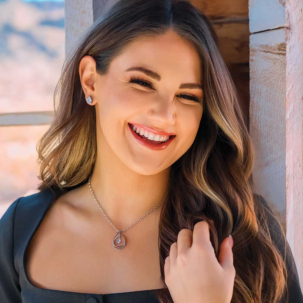 Crystal Embrace Jewelry Set